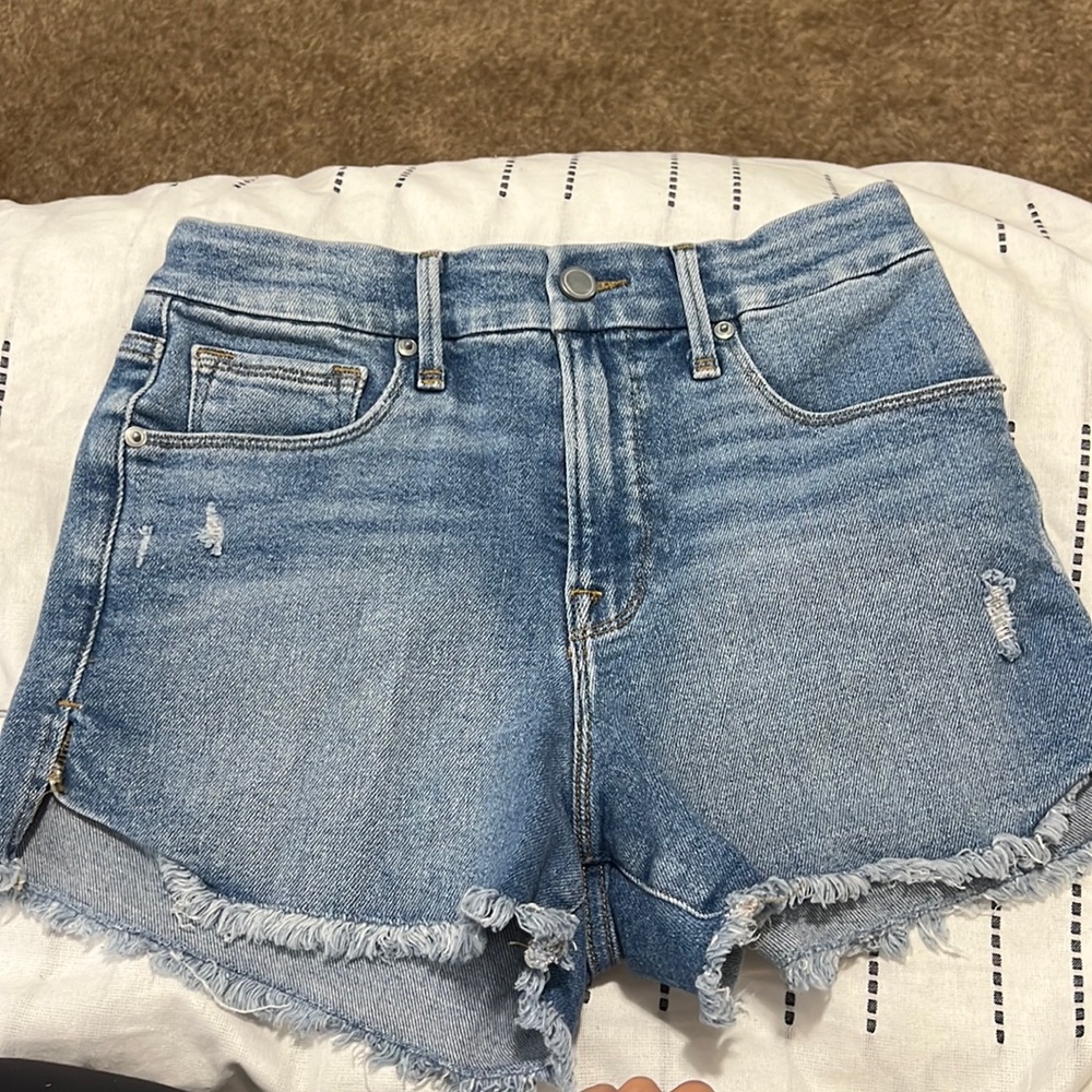 Good American - bombshell short
